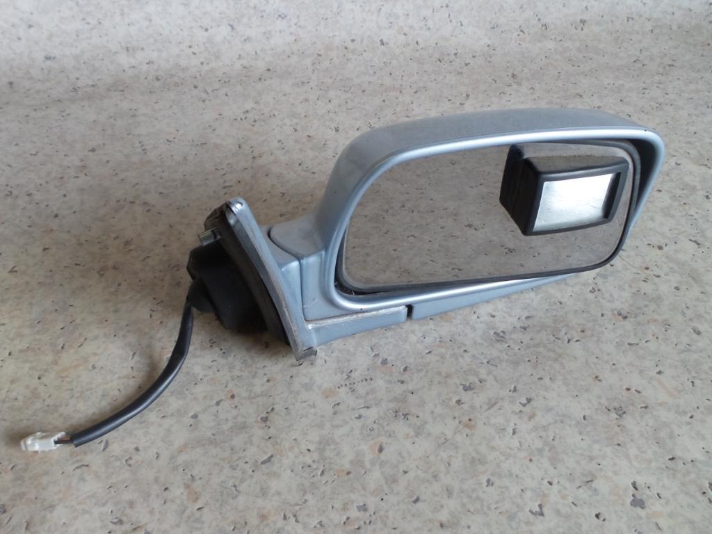 View Auto part Right Door Mirror Toyota Camry 1996