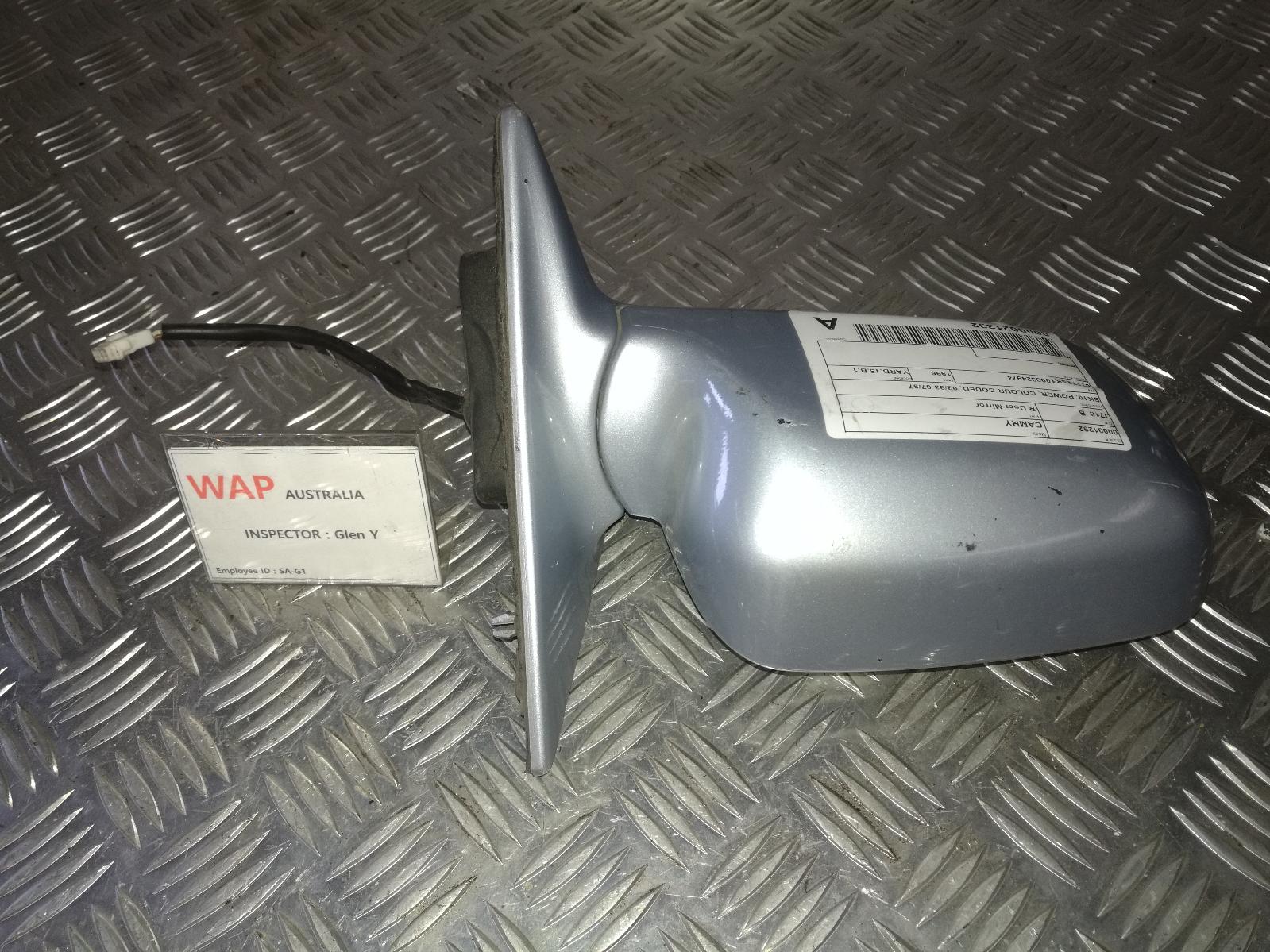 View Auto part Right Door Mirror Toyota Camry 1996