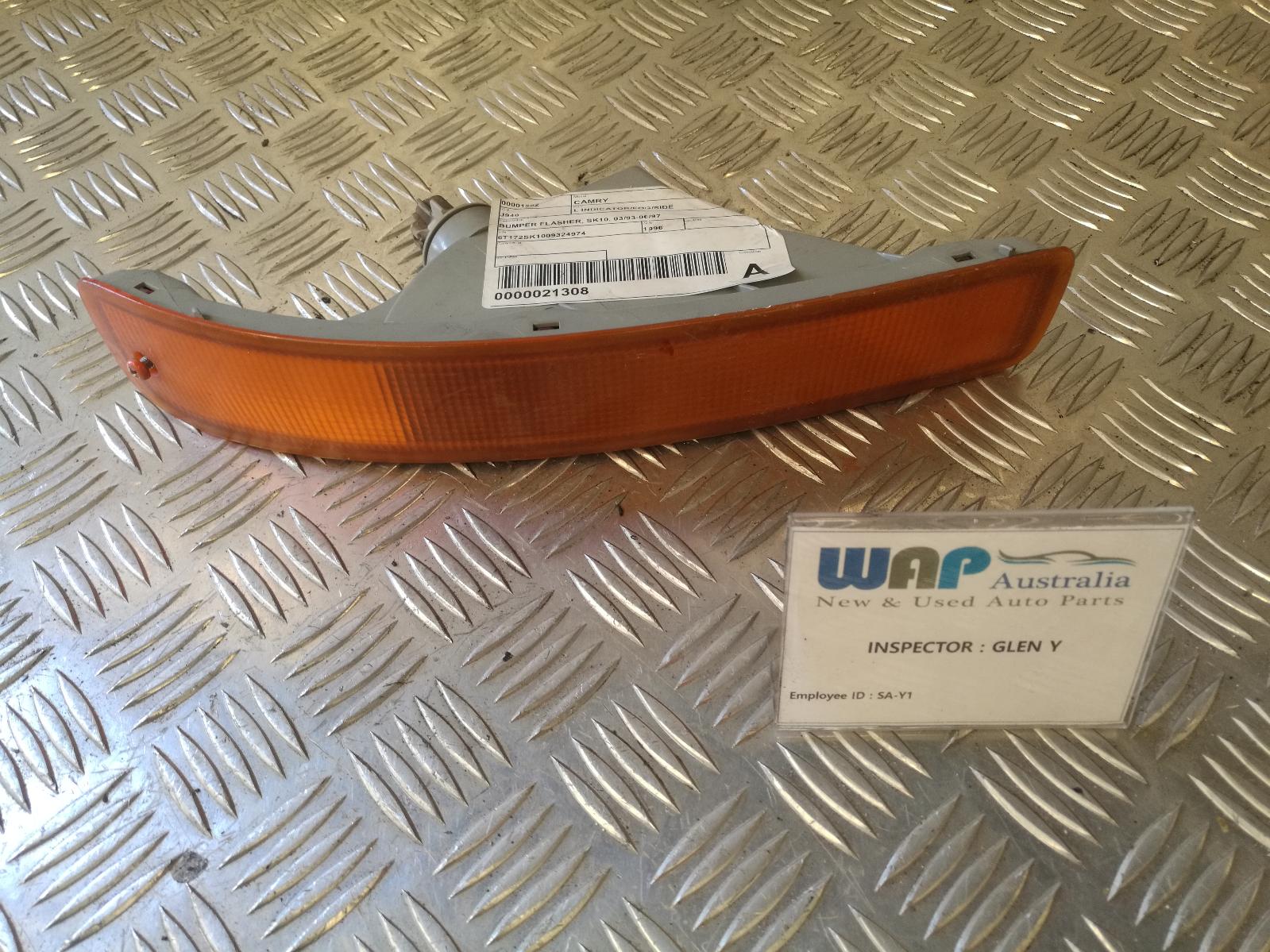 View Auto part Left Indicator/Fog/Side Toyota Camry 1996