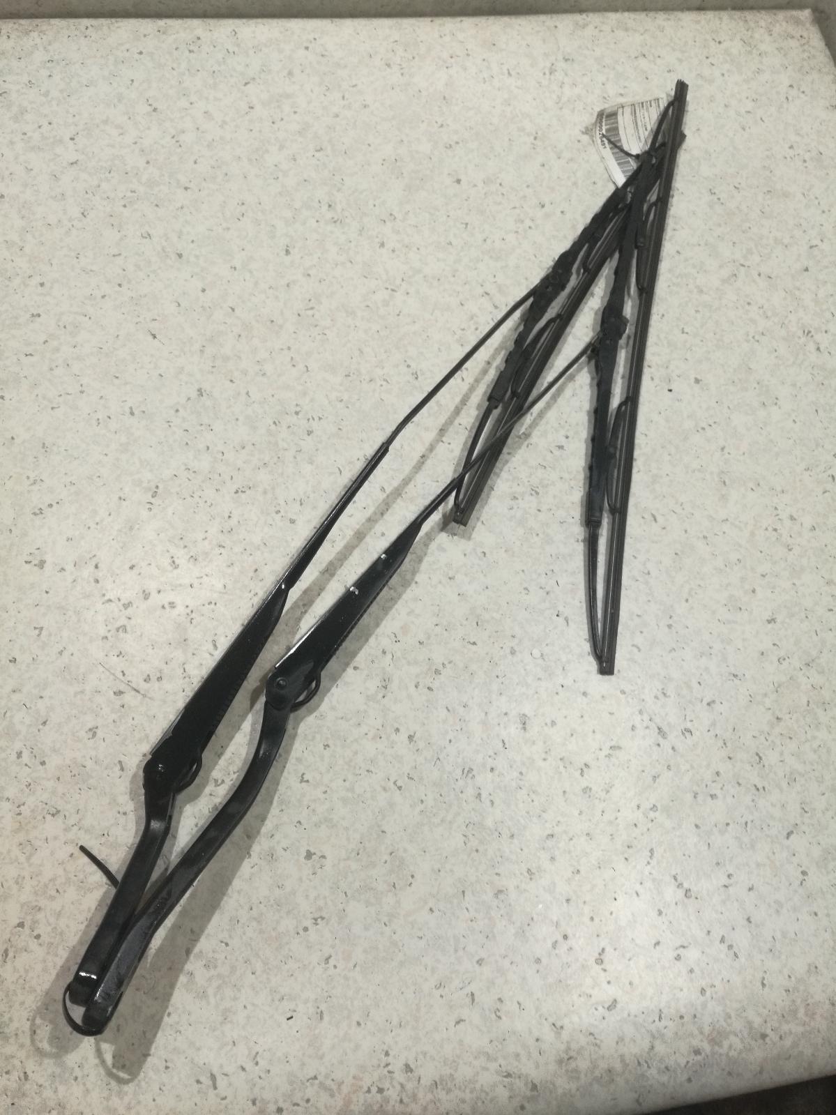 View Auto part Wiper Arm Honda Prelude 1992