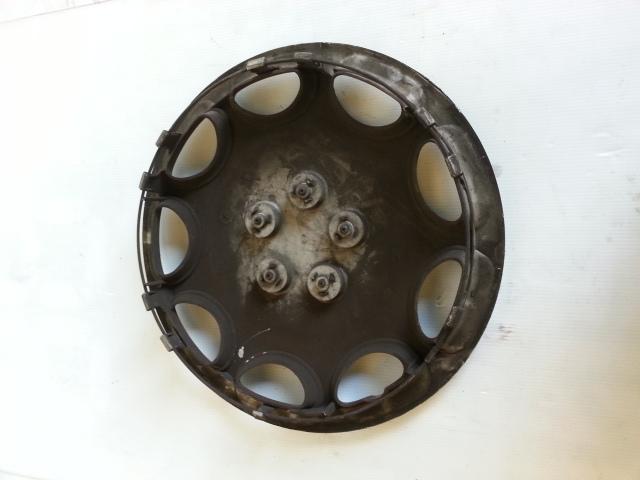 View Auto part Wheel Cover/Hub Cap Toyota Camry 1996
