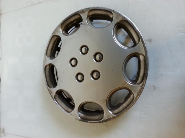 View Auto part Wheel Cover/Hub Cap Toyota Camry 1996