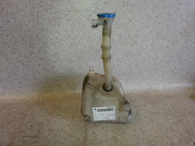 2000 Honda Odyssey Washer Bottle View Auto part Washer Bottle Honda Odyssey 2000
