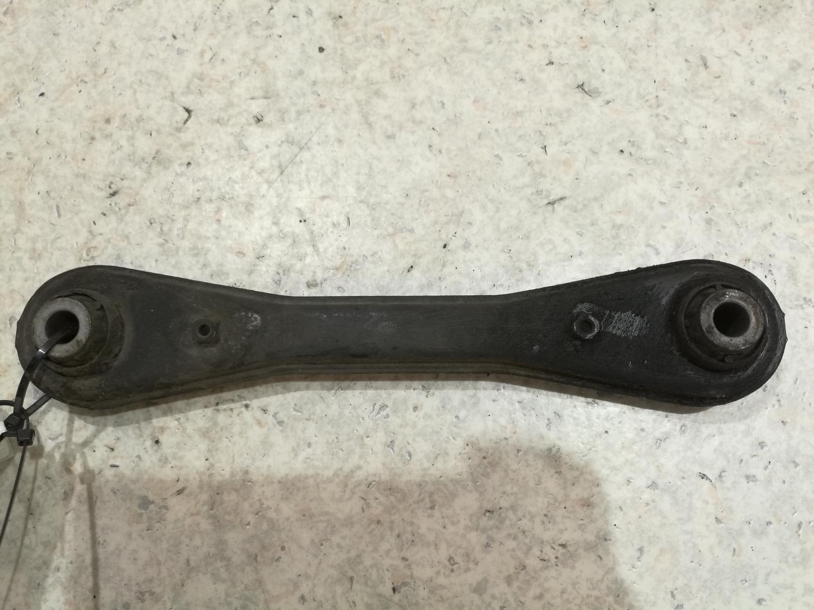 2000 Honda Odyssey Left Rear Trailing Arm View Auto part Left Rear Trailing Arm Honda Odyssey 2000