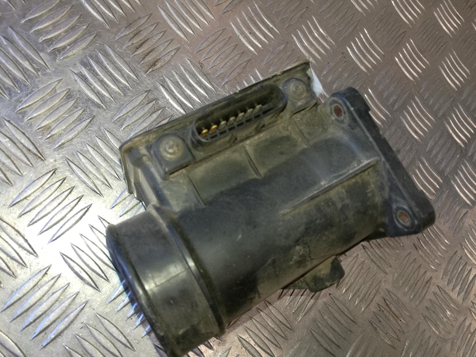 1995 Mitsubishi Magna Air Flow Meter View Auto part Air Flow Meter Mitsubishi Magna 1995