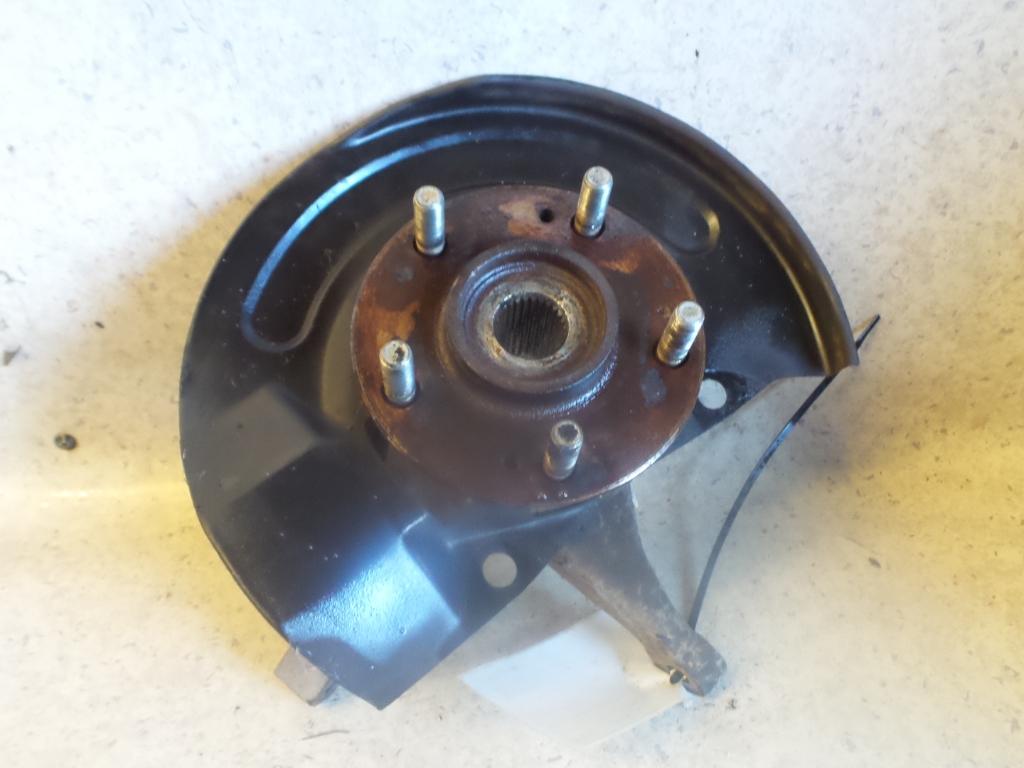 1995 Mitsubishi Magna Left Front Hub Assembly View Auto part Left Front Hub Assembly Mitsubishi Magna 1995