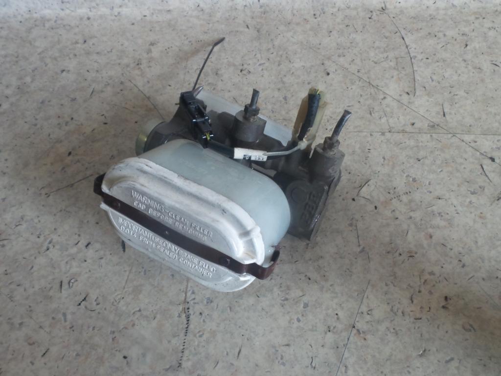 1995 Mitsubishi Magna Master Cylinder View Auto part Master Cylinder Mitsubishi Magna 1995