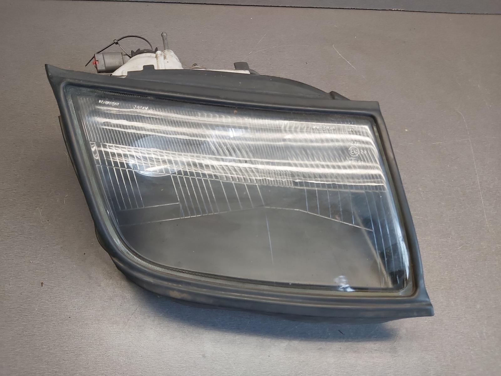 View Auto part Right Headlamp Nissan 300zx 1990