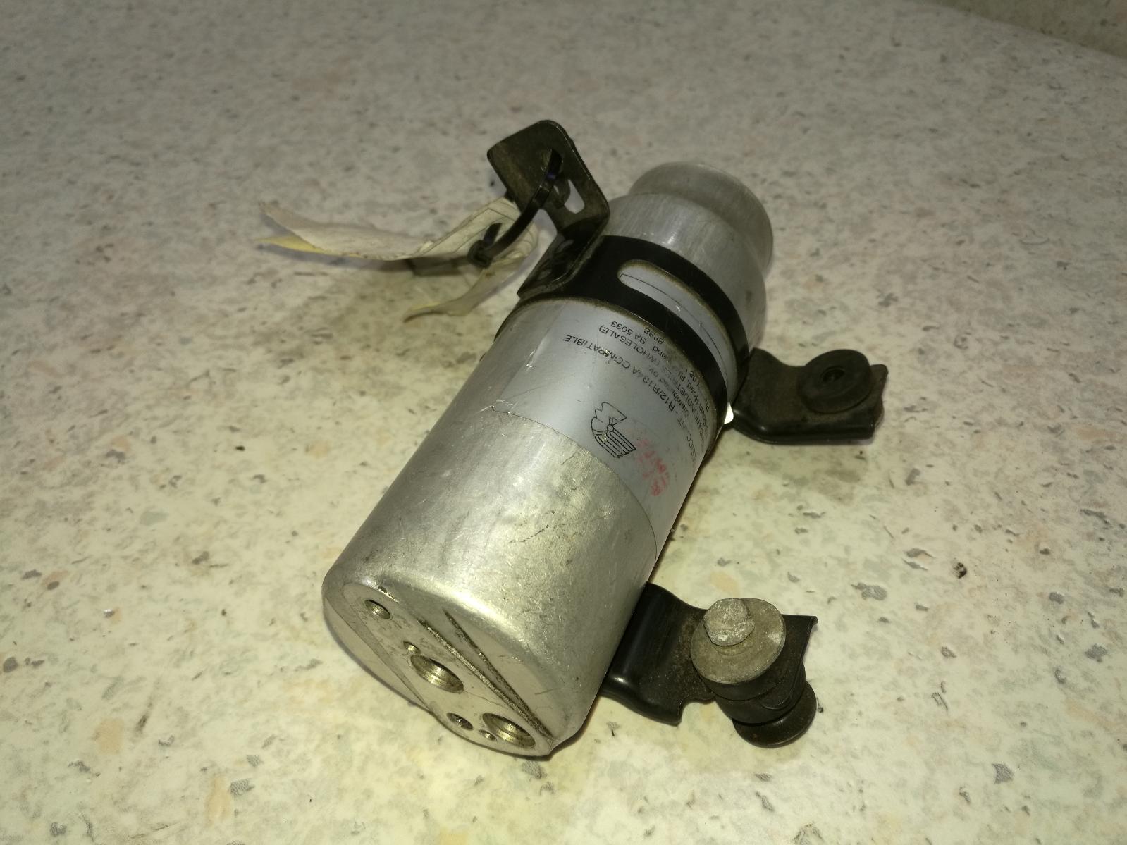 1993 Lexus Es300 (92-05) A/C Dryer View Auto part A/C Dryer Lexus Es300 (92-05) 1993