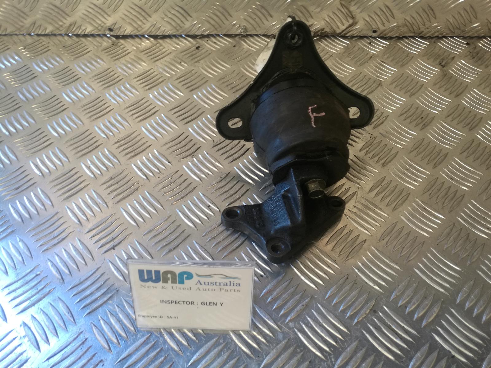 View Auto part Mount Lexus Es300 (92-05) 1993