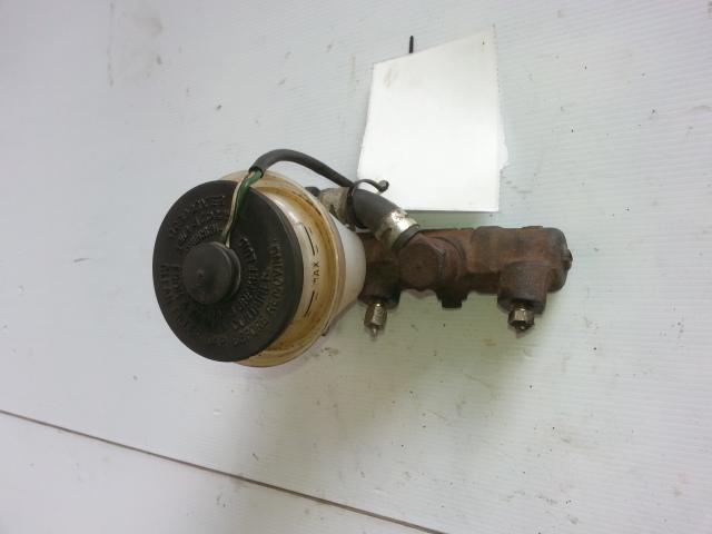 View Auto part Master Cylinder Toyota Mr2 1989