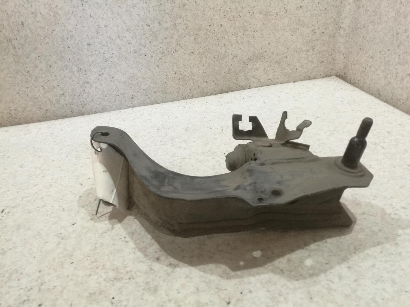 1990 Nissan 300zx Left Front Lower Control Arm View Auto part Left Front Lower Control Arm Nissan 300zx 1990