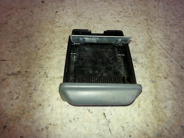 2000 Honda Odyssey Ashtray View Auto part Ashtray Honda Odyssey 2000