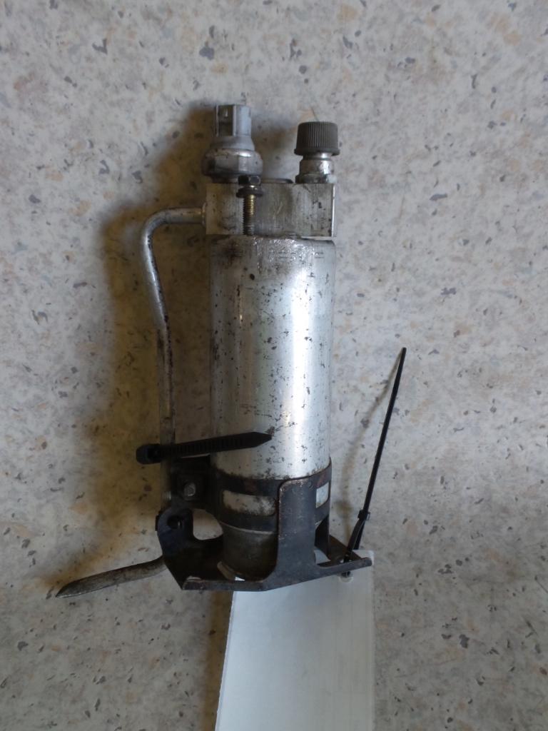View Auto part A/C Dryer Subaru Liberty 1995