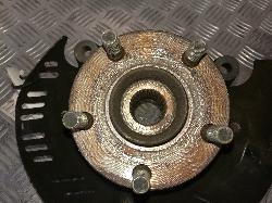 View Auto part Right Front Hub Assembly Subaru Liberty 1995