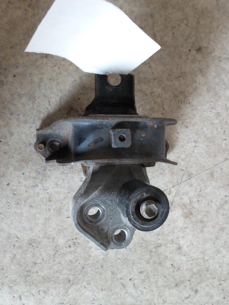 2000 Toyota Echo Mount View Auto part Mount Toyota Echo 2000