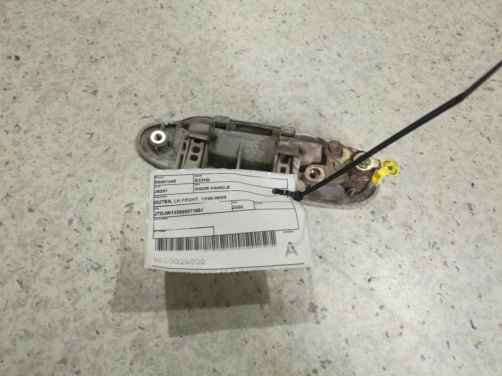 View Auto part Door Handle Toyota Echo 2000