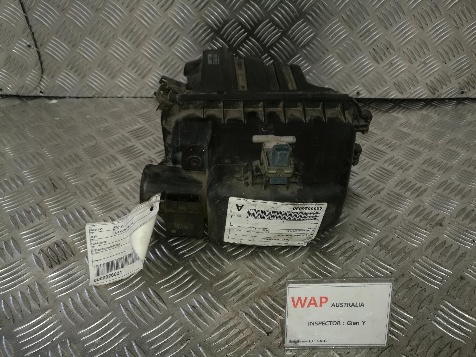 2000 Toyota Echo Air Cleaner/Box View Auto part Air Cleaner/Box Toyota Echo 2000