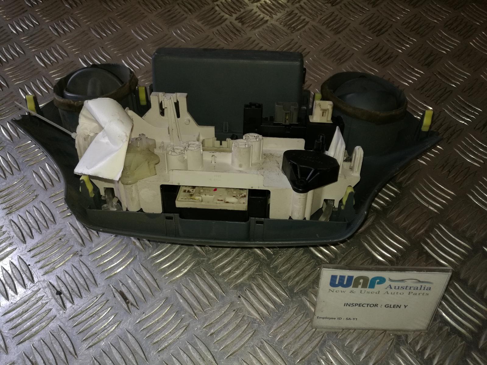 2000 Toyota Echo Heater/Ac Controls View Auto part Heater/Ac Controls Toyota Echo 2000