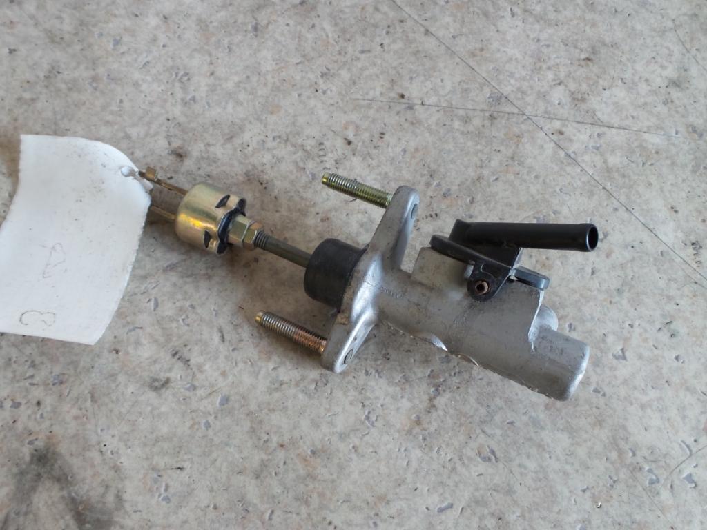 View Auto part Clutch Master Cylind Toyota Echo 2000