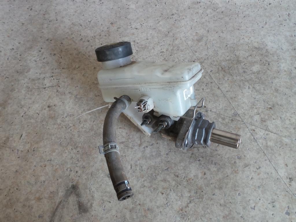 View Auto part Master Cylinder Toyota Echo 2000