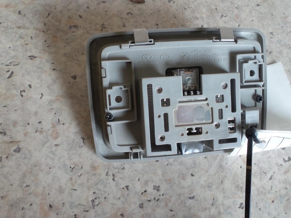 View Auto part Courtesy Light Holden Captiva 2009