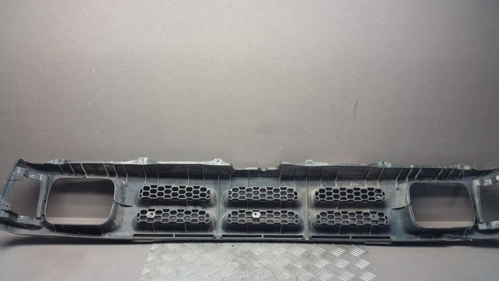 1993 Mazda Bravo Grille View Auto part Grille Mazda Bravo 1993
