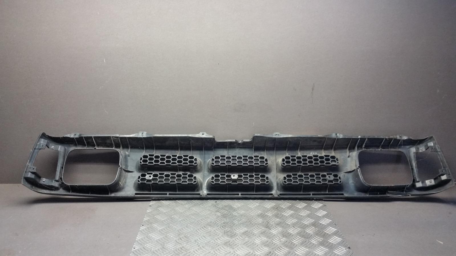 1993 Mazda Bravo Grille View Auto part Grille Mazda Bravo 1993