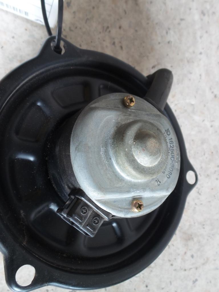 View Auto part Heater Fan Motor Mazda Bravo 1993