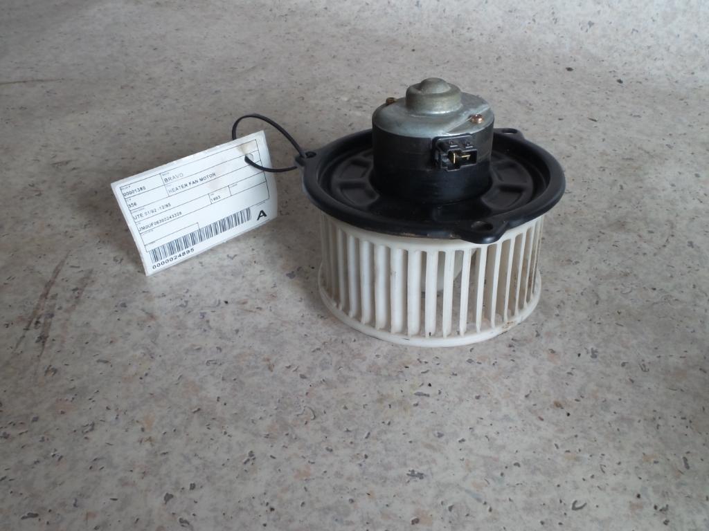 View Auto part Heater Fan Motor Mazda Bravo 1993