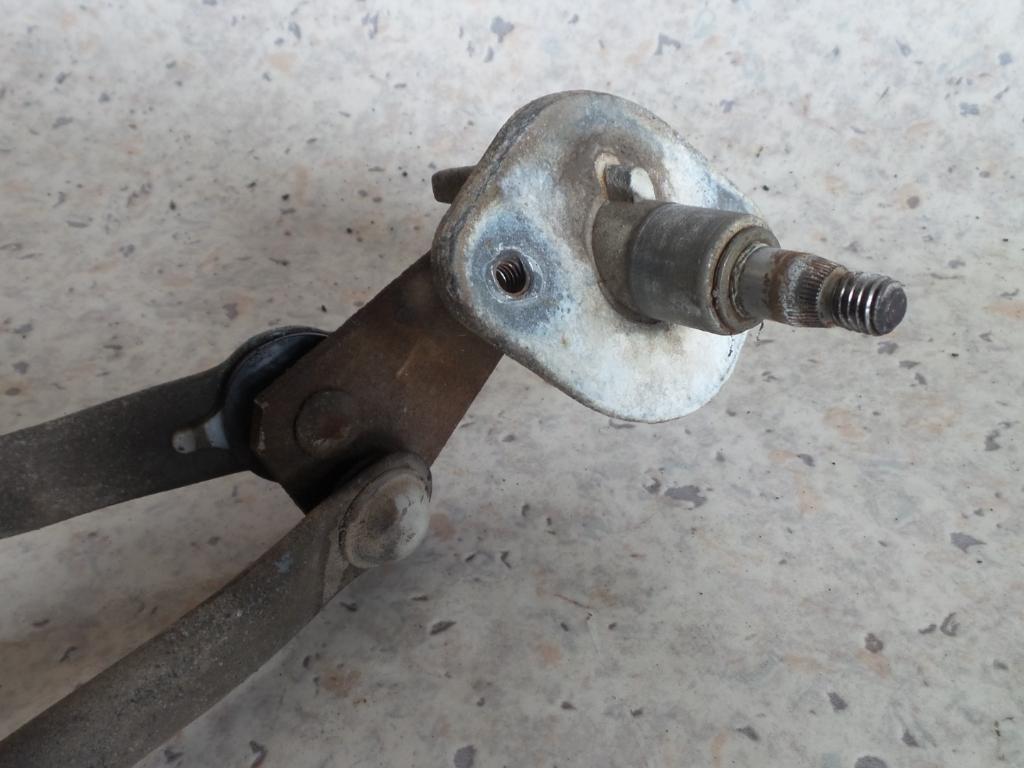 View Auto part Wiper Linkage Mazda Bravo 1993