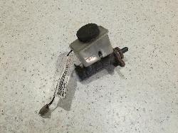 View Auto part Master Cylinder Mazda Bravo 1993