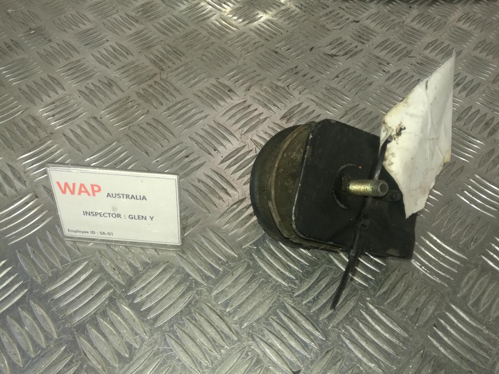 View Auto part Mount Mazda Bravo 1993