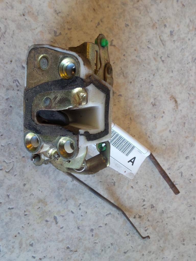 View Auto part Door/Boot/Gate Lock Mazda Bravo 1993