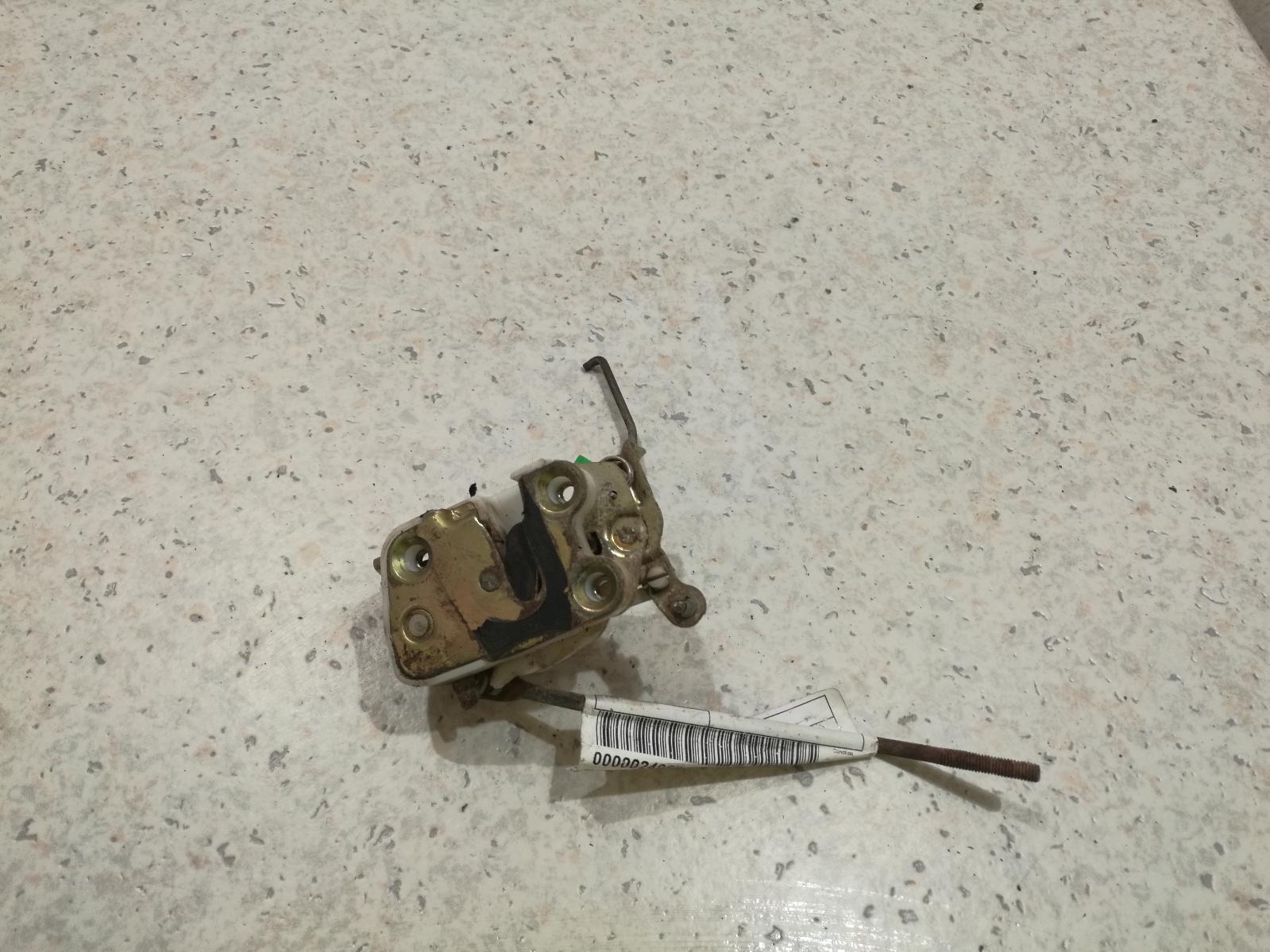 View Auto part Door/Boot/Gate Lock Mazda Bravo 1993