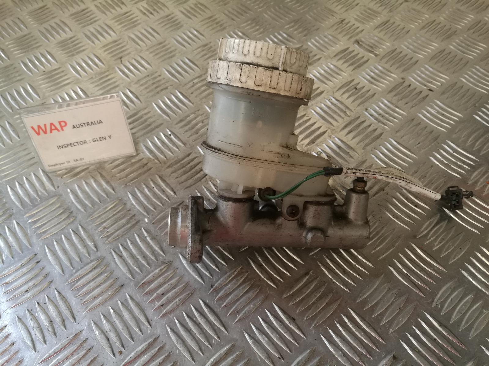 View Auto part Master Cylinder Mitsubishi Mirage 1999