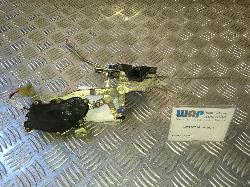 View Auto part Door/Boot/Gate Lock Daihatsu Applause 1997