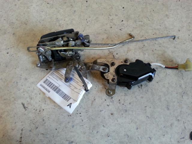 View Auto part Door/Boot/Gate Lock Daihatsu Applause 1997