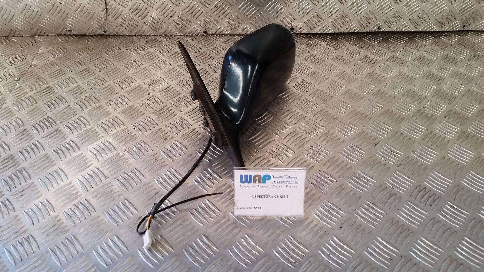 1997 Daihatsu Applause Left Door Mirror View Auto part Left Door Mirror Daihatsu Applause 1997