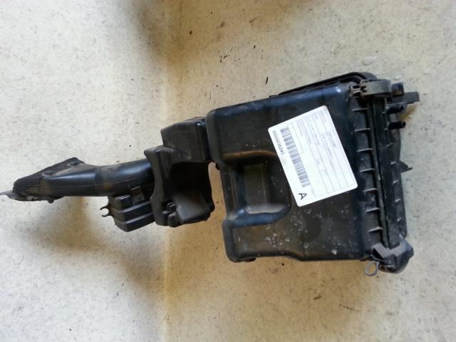 1997 Daihatsu Applause Air Cleaner/Box View Auto part Air Cleaner/Box Daihatsu Applause 1997