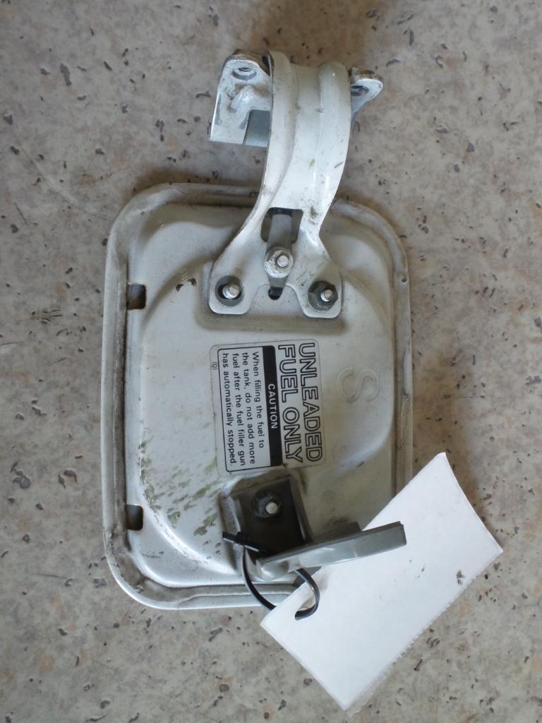 View Auto part Fuel Door / Filler Subaru Liberty 1995