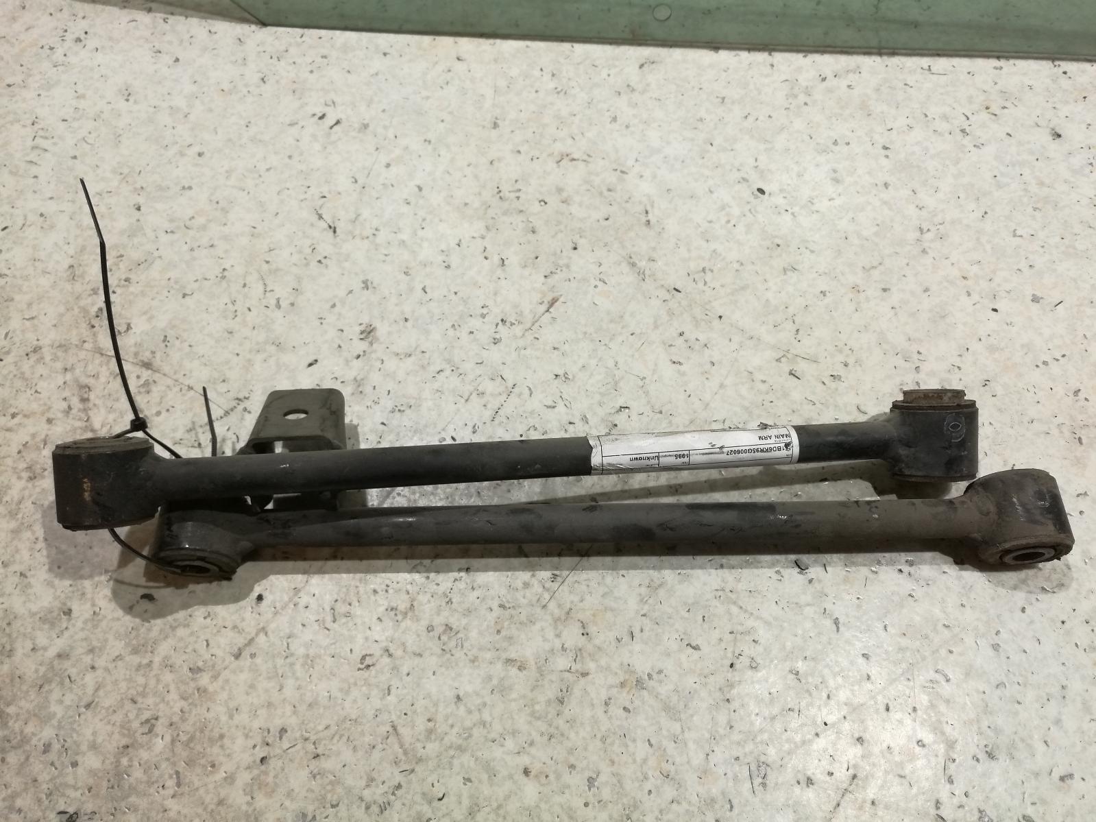View Auto part Left Rear Trailing Arm Subaru Liberty 1995