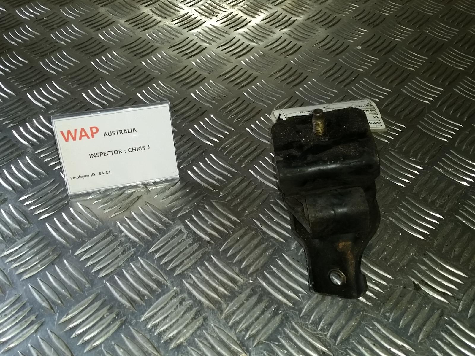 View Auto part Mount Subaru Liberty 1995