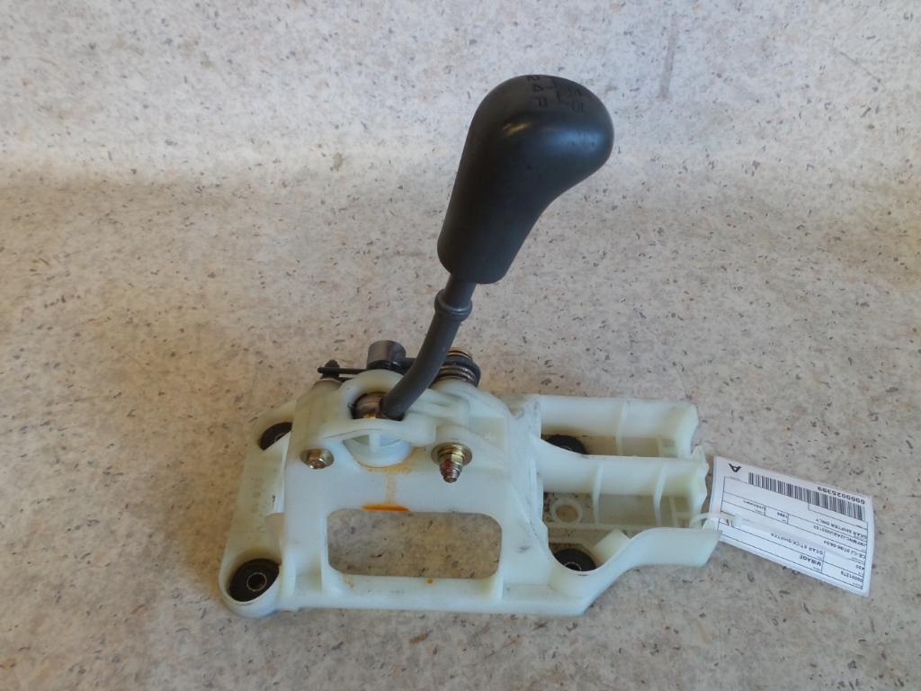View Auto part Gear Stick/Shifter Mitsubishi Mirage 1999