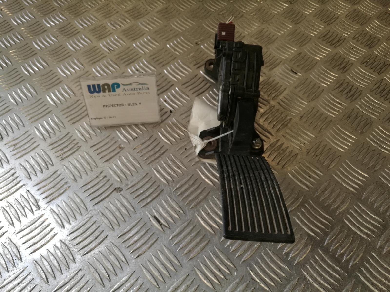 View Auto part Pedal Assembly Nissan Navara 2010