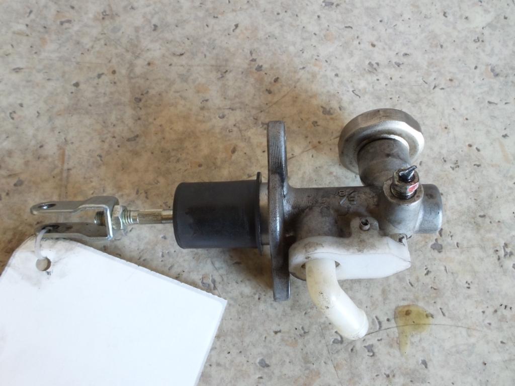View Auto part Clutch Master Cylind Nissan Navara 2010