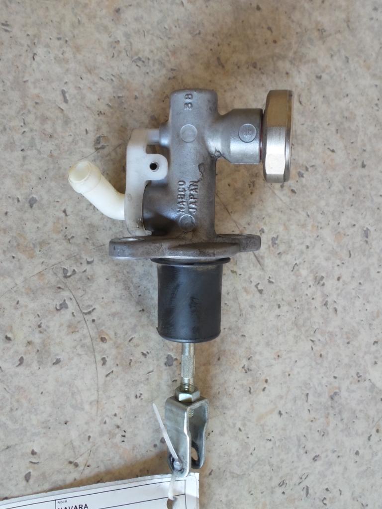 View Auto part Clutch Master Cylind Nissan Navara 2010