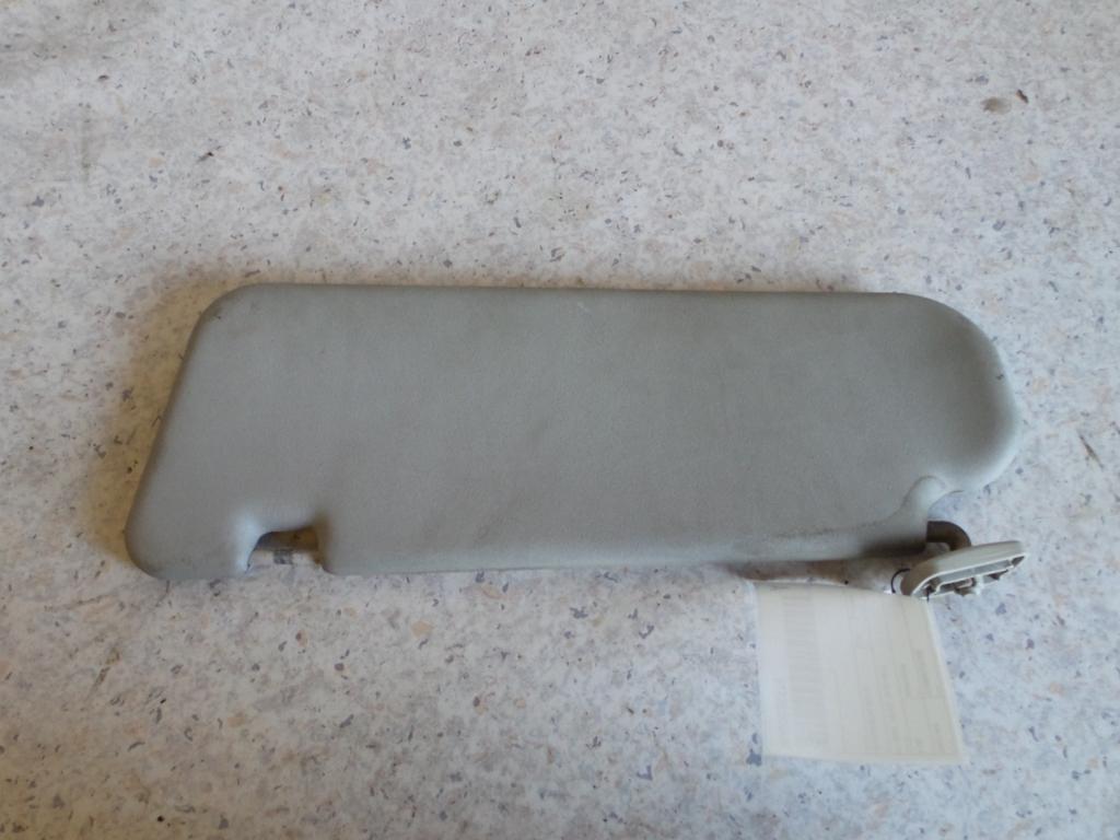 View Auto part Sunvisor Holden Commodore 2007