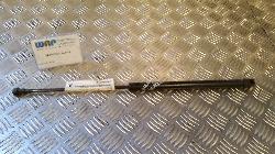 View Auto part Bonnet Hinge/Strut Volkswagen Golf 1999