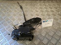 View Auto part Door/Boot/Gate Lock Volkswagen Golf 1999